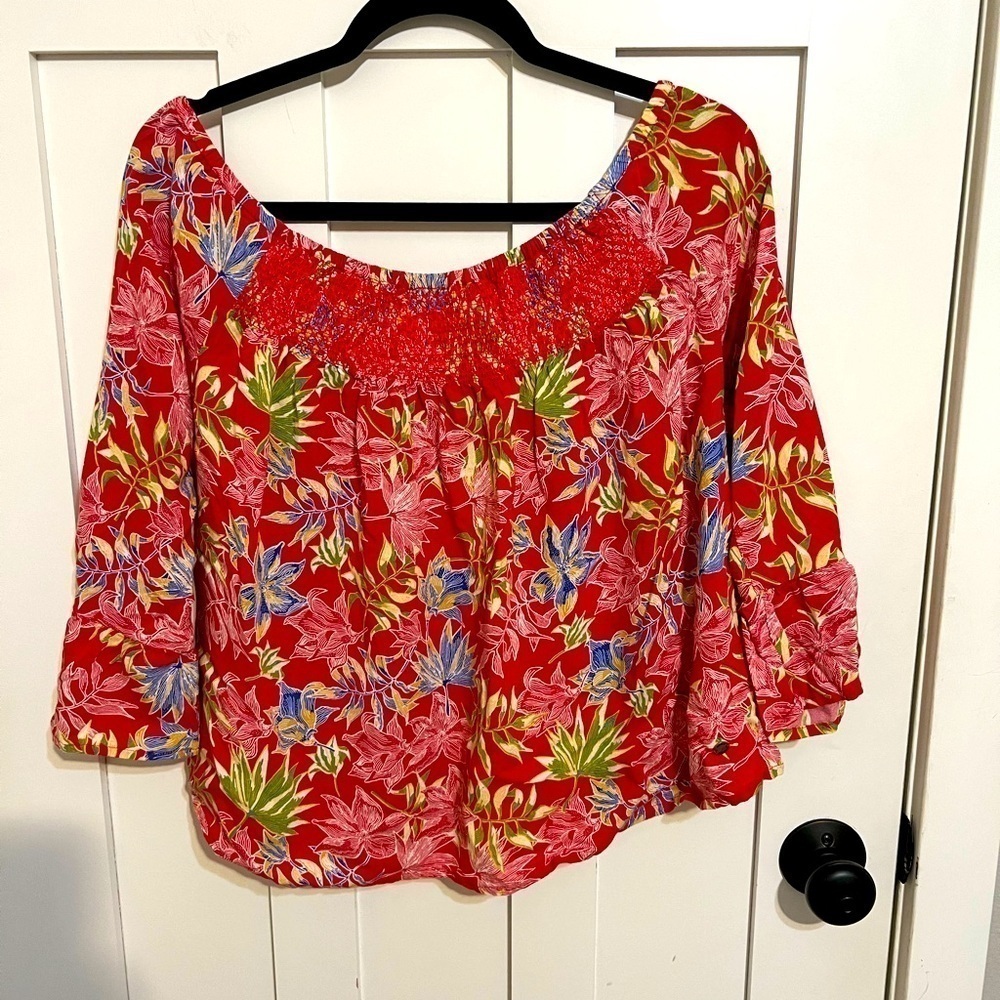 Roxy Red Tropical Blouse Size Medium off The Shoulder Flowy